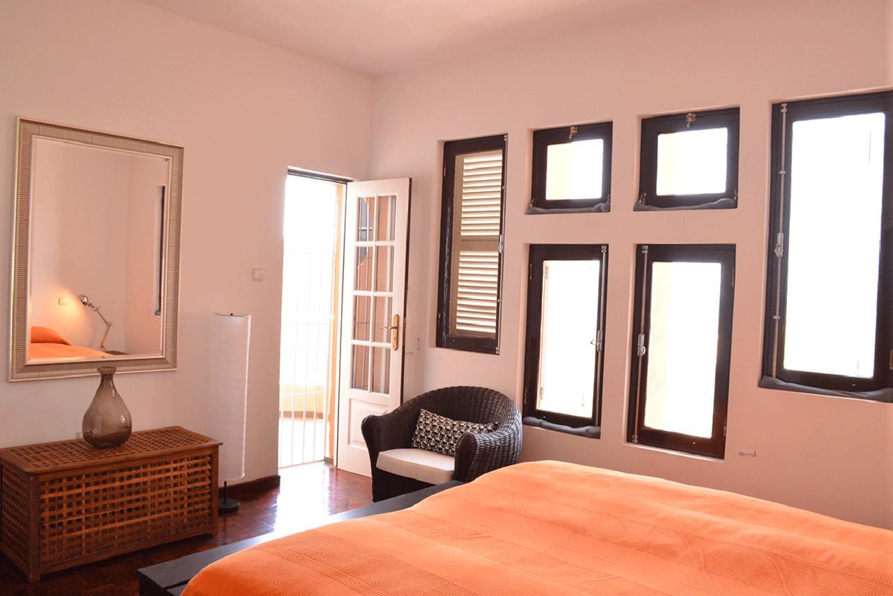 Vila Mira Mar Bed & Breakfast Mindelo Ngoại thất bức ảnh